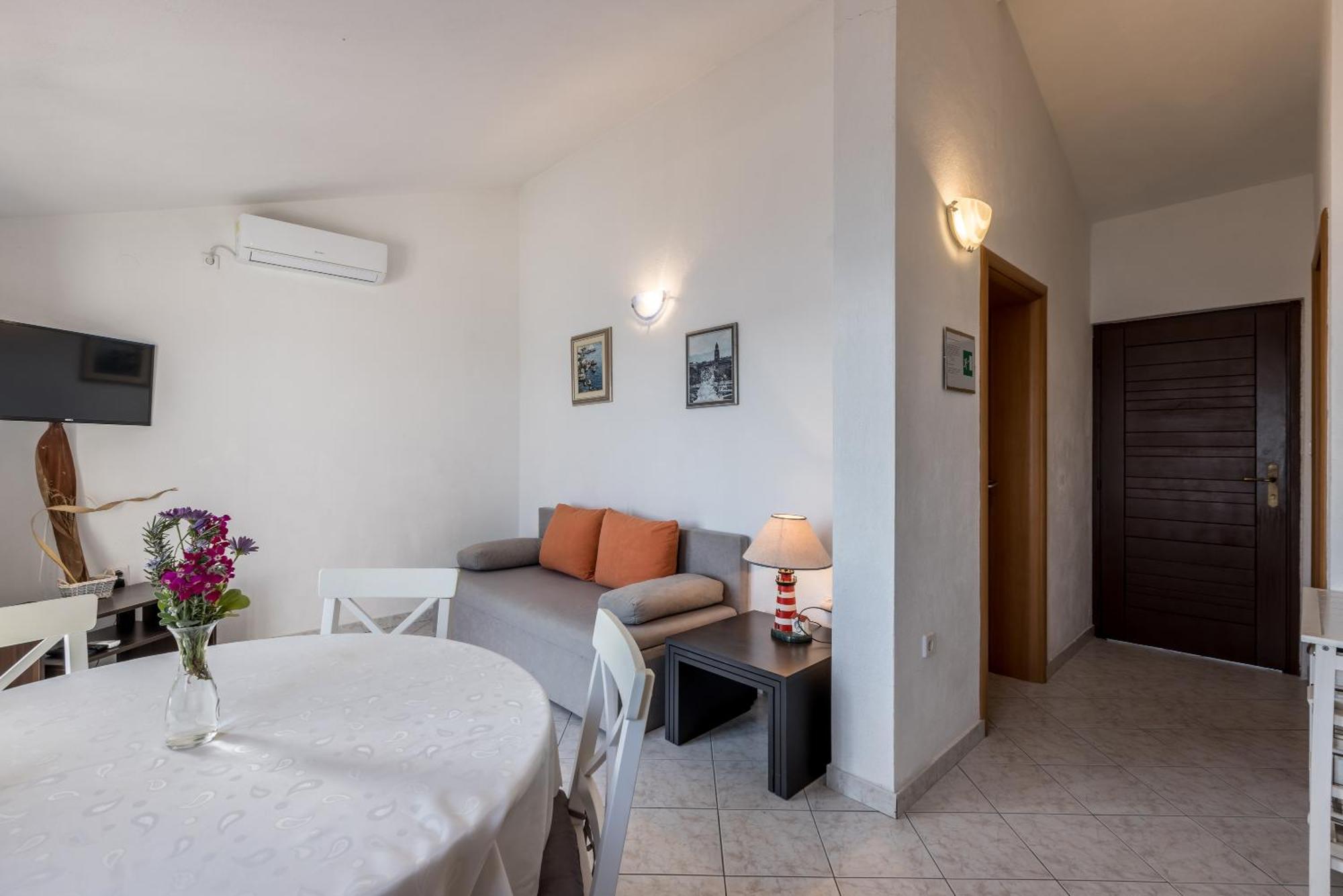 Apartments By The Sea Milna, Vis - 8946 ルカバックス 部屋 写真
